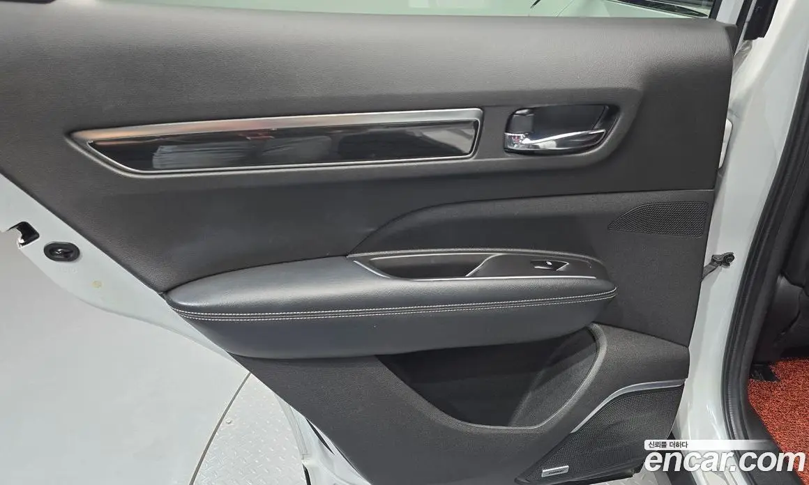 Renault (Samsung) QM6 2016 2.0 автомат (гидро), фото 15 Renault (Samsung) QM6 2016 2.0 автомат (гидро), фото 15