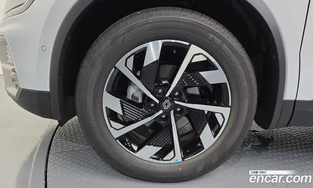 Renault (Samsung) QM6 2026 2.0 автомат (гидро), миниатюра 5 Renault (Samsung) QM6 2026 2.0 автомат (гидро), миниатюра 5