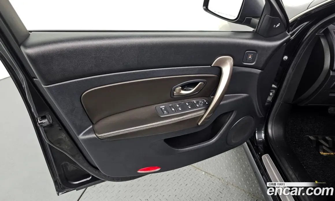 Renault (Samsung) SM5 2015 2.0 автомат (гидро), фото 14 Renault (Samsung) SM5 2015 2.0 автомат (гидро), фото 14
