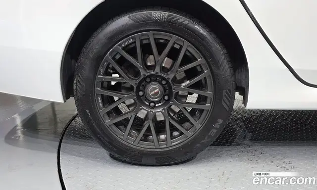 Renault (Samsung) SM5 2016 1.6 автомат (гидро), миниатюра 5 Renault (Samsung) SM5 2016 1.6 автомат (гидро), миниатюра 5