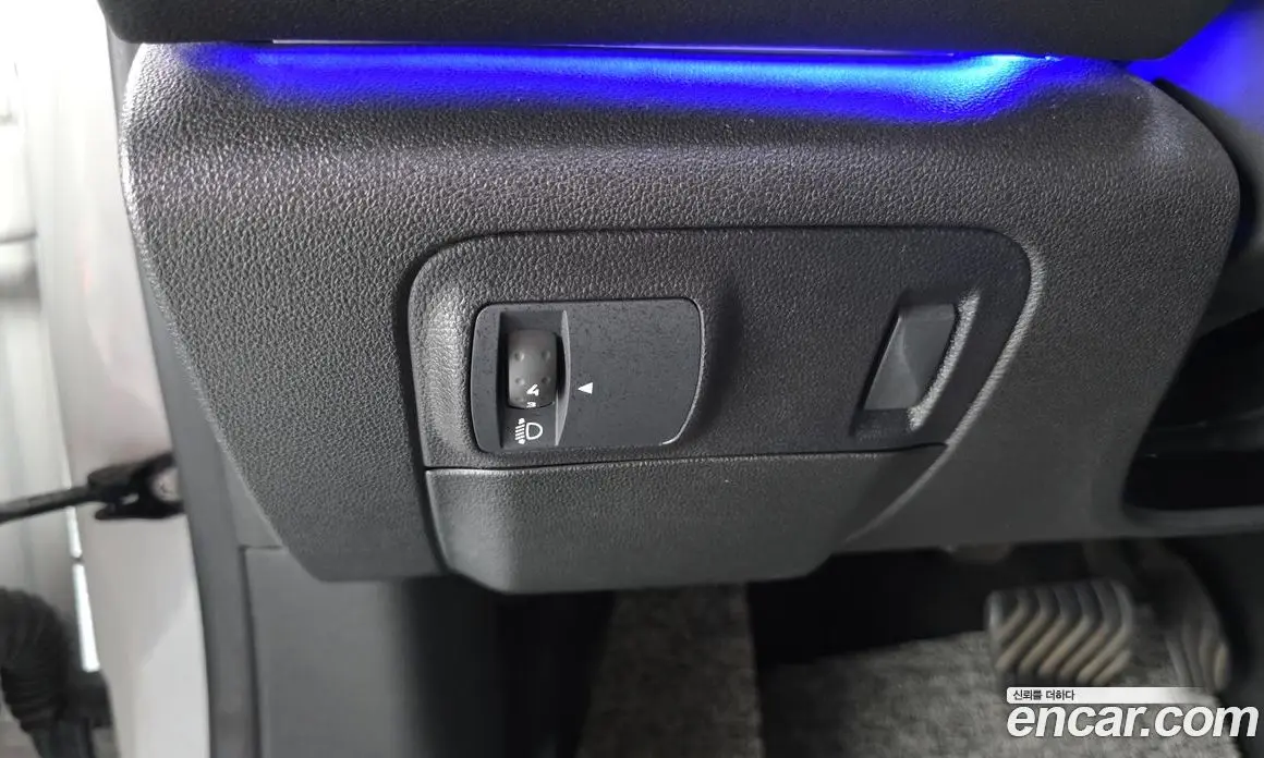 Renault (Samsung) SM6 2016 1.6 автомат (гидро), фото 13 Renault (Samsung) SM6 2016 1.6 автомат (гидро), фото 13