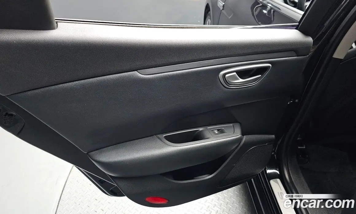 Renault (Samsung) SM6 2017 2.0 автомат (гидро), фото 15 Renault (Samsung) SM6 2017 2.0 автомат (гидро), фото 15