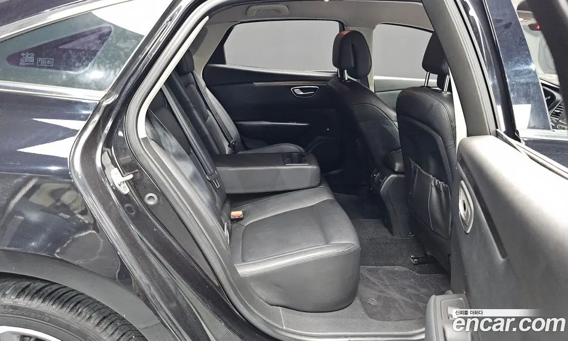 Renault (Samsung) SM6 2017 2.0 автомат (гидро), фото 17 Renault (Samsung) SM6 2017 2.0 автомат (гидро), фото 17