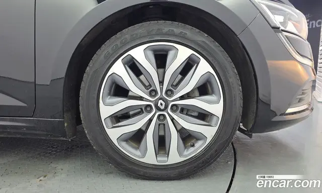 Renault (Samsung) SM6 2017 1.6 автомат (гидро), миниатюра 7 Renault (Samsung) SM6 2017 1.6 автомат (гидро), миниатюра 7