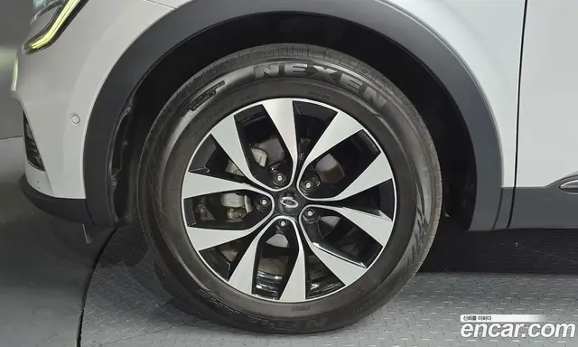 Renault (Samsung) XM3 2021 1.6 автомат (гидро), миниатюра 4 Renault (Samsung) XM3 2021 1.6 автомат (гидро), миниатюра 4