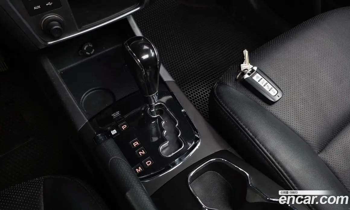 SsangYong Korando 2013 2.0 автомат (гидро), фото 12 SsangYong Korando 2013 2.0 автомат (гидро), фото 12