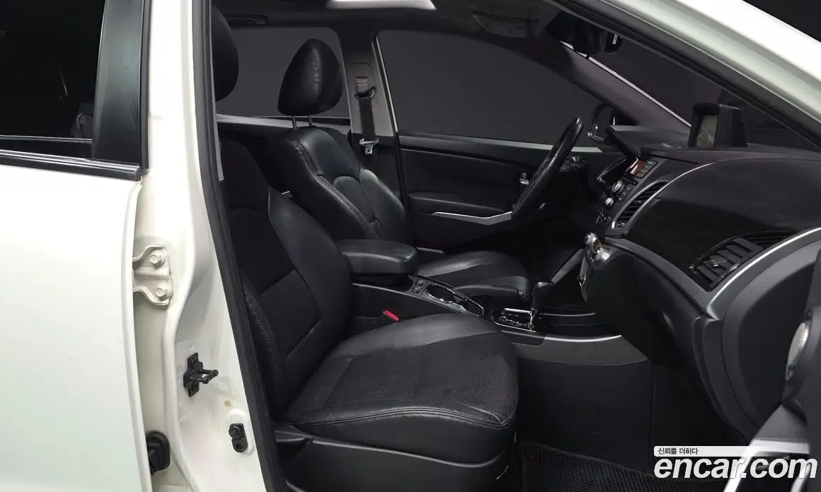 SsangYong Korando 2013 2.0 автомат (гидро), фото 17 SsangYong Korando 2013 2.0 автомат (гидро), фото 17