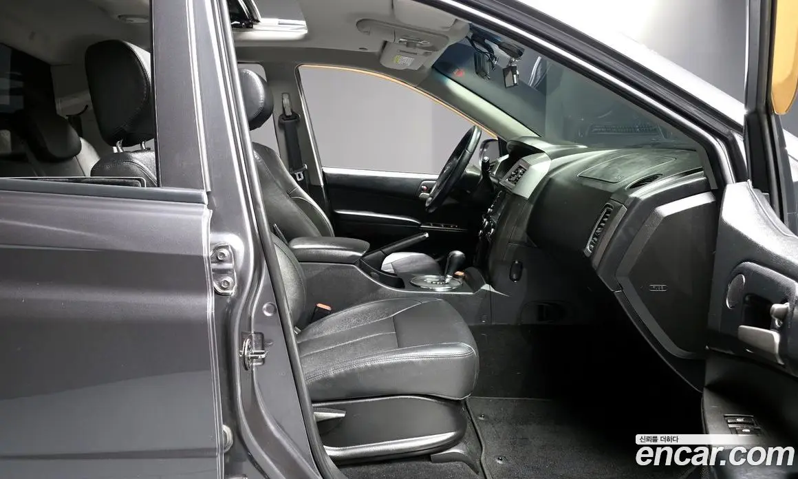 SsangYong Korando 2016 2.2 автомат (гидро), фото 18 SsangYong Korando 2016 2.2 автомат (гидро), фото 18