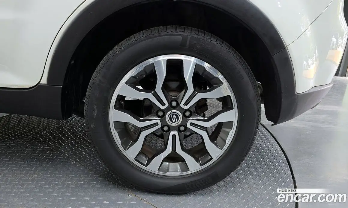 SsangYong Korando 2016 2.2 автомат (гидро), фото 7 SsangYong Korando 2016 2.2 автомат (гидро), фото 7