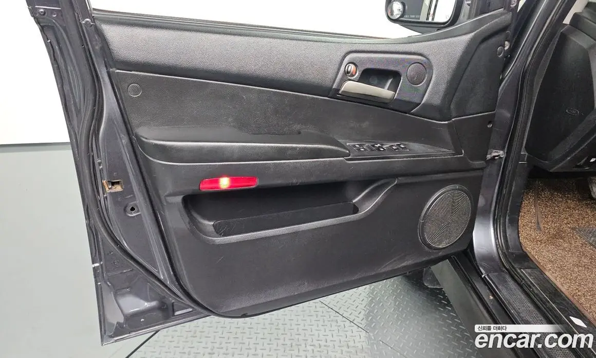 SsangYong Korando 2016 2.2 автомат (гидро), фото 14
