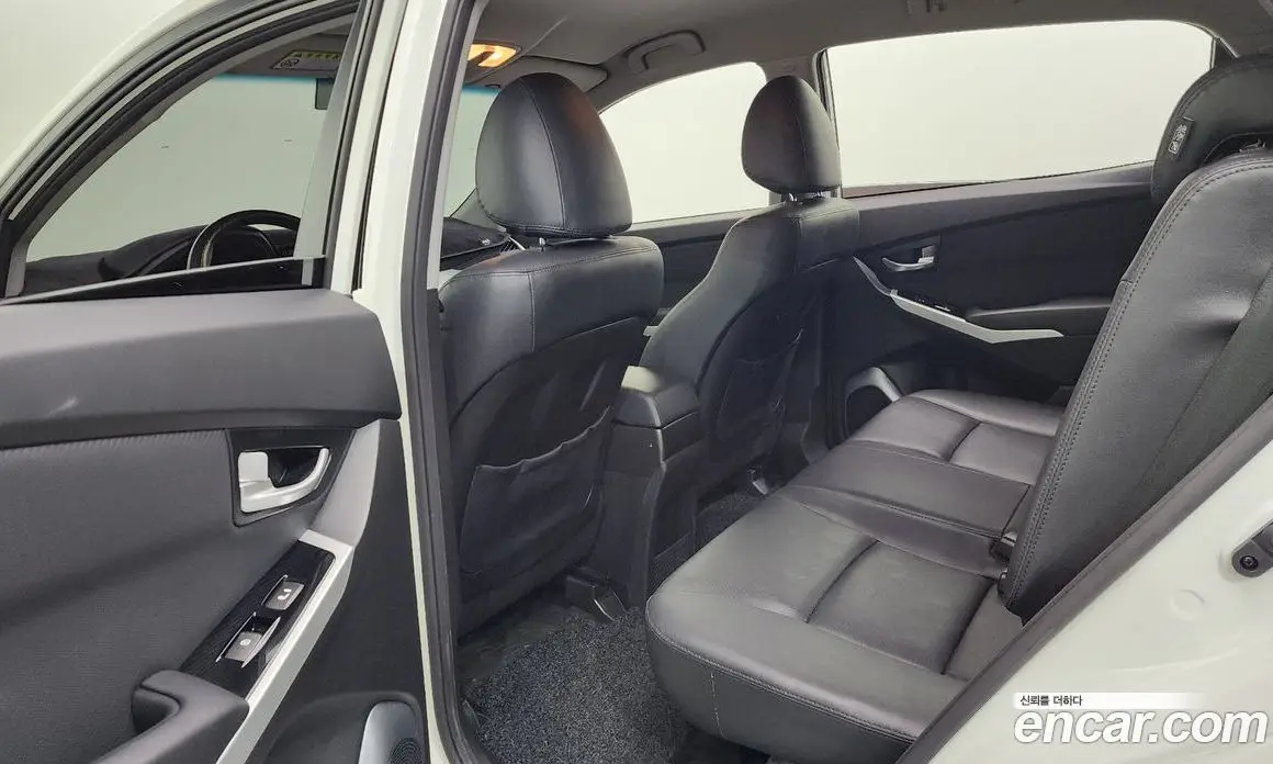 SsangYong Korando 2017 2.2 автомат (гидро), фото 16 SsangYong Korando 2017 2.2 автомат (гидро), фото 16