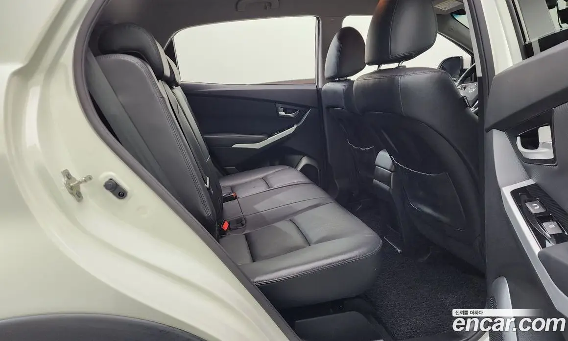 SsangYong Korando 2017 2.2 автомат (гидро), фото 18 SsangYong Korando 2017 2.2 автомат (гидро), фото 18
