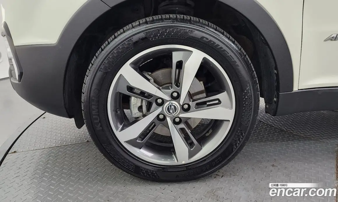 SsangYong Korando 2017 2.2 автомат (гидро), фото 5 SsangYong Korando 2017 2.2 автомат (гидро), фото 5