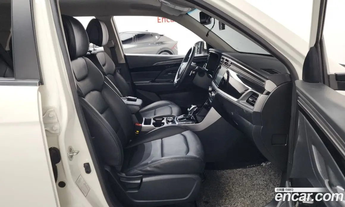 SsangYong Korando 2020 1.5 автомат (гидро), фото 16