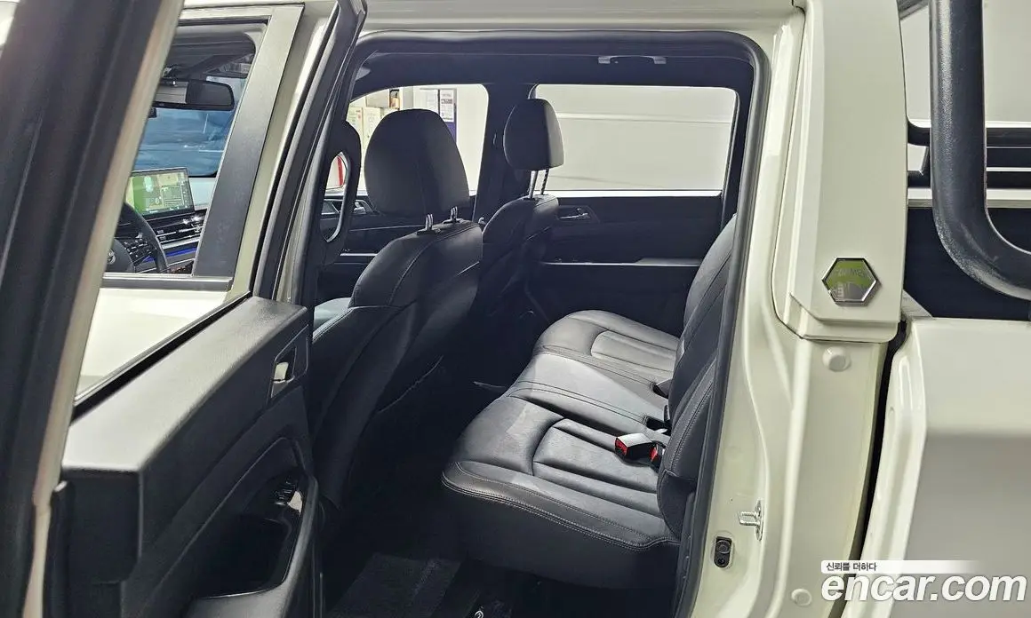 SsangYong Rexton 2023 2.2 автомат (гидро), фото 17