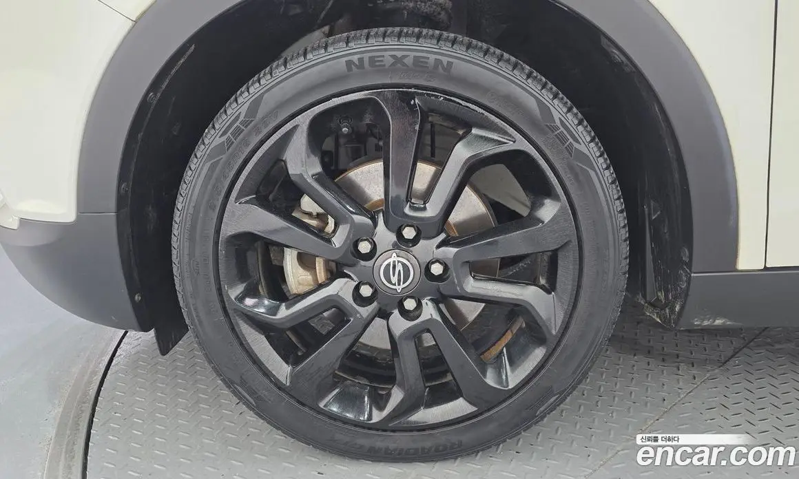 SsangYong TIBOLI 2016 1.6 автомат (гидро), фото 5 SsangYong TIBOLI 2016 1.6 автомат (гидро), фото 5
