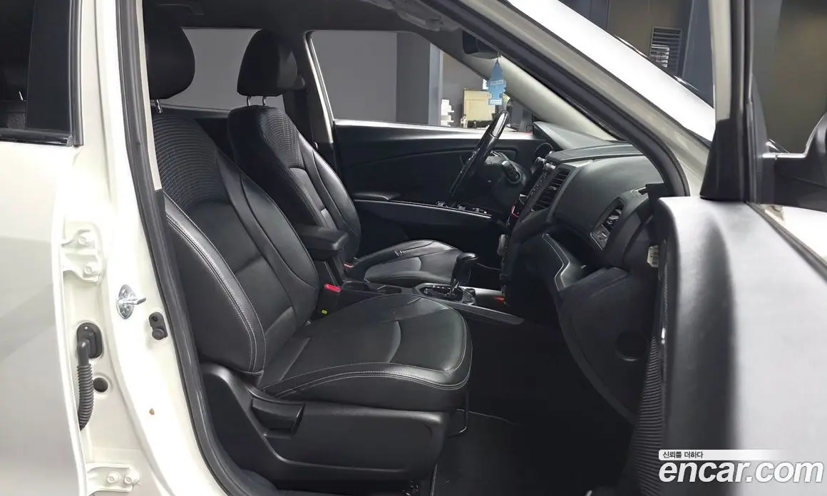 SsangYong TIBOLI 2018 1.6 автомат (гидро), фото 17 SsangYong TIBOLI 2018 1.6 автомат (гидро), фото 17