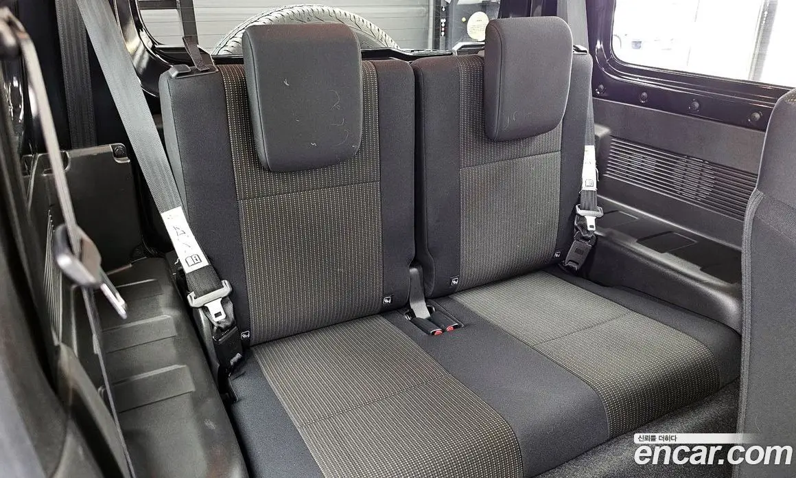 Suzuki Jimny 2023 1.5 автомат (гидро), фото 16