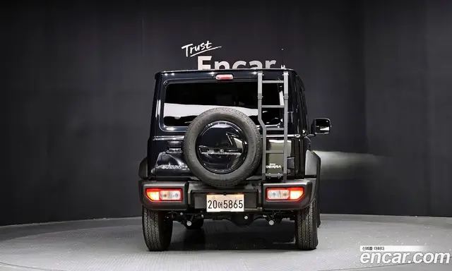 Suzuki Jimny 2023 1.5 автомат (гидро), миниатюра 4