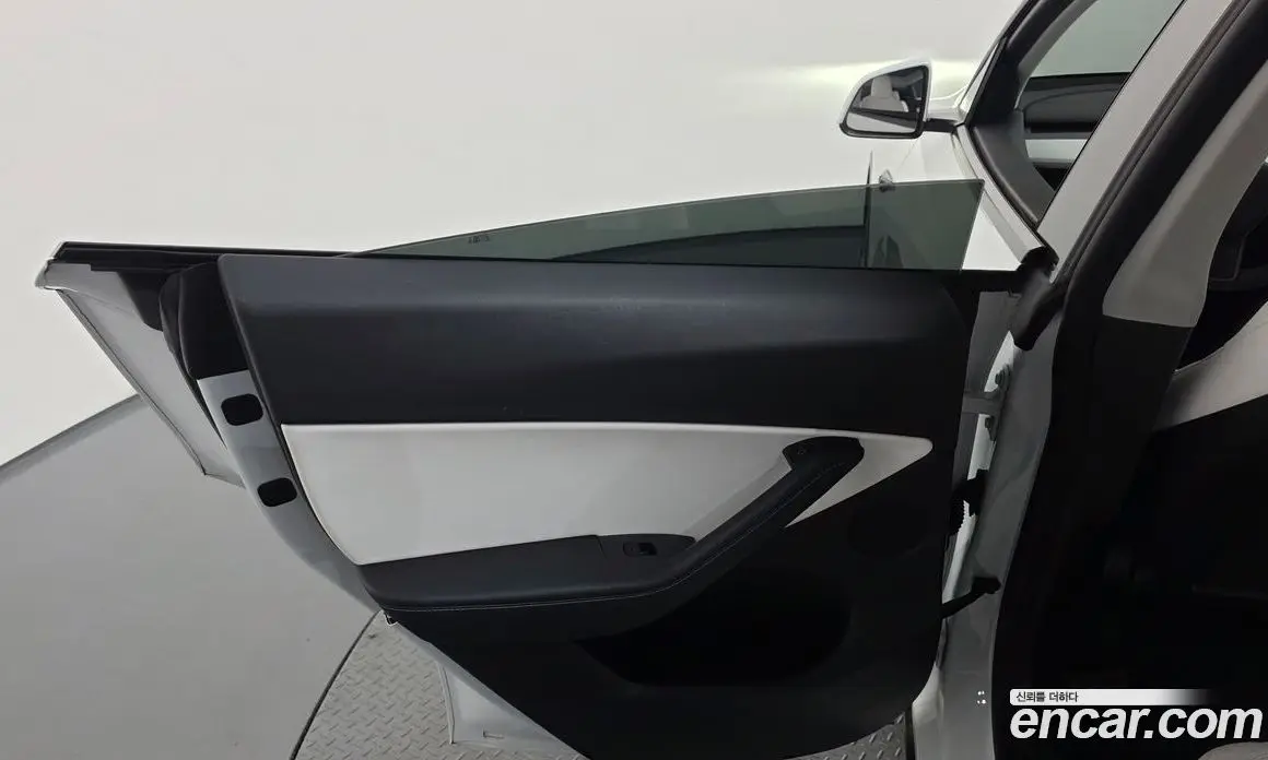 Tesla Model Y 2021 0.2 автомат (гидро), фото 15