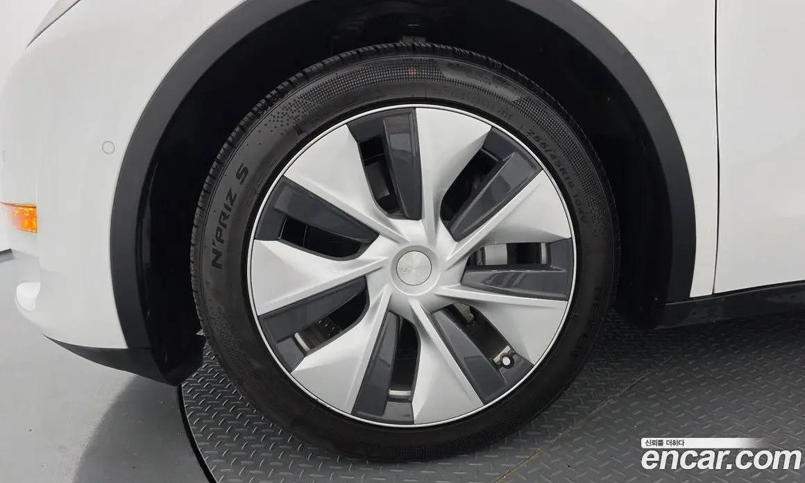 Tesla Model Y 2021 0.2 автомат (гидро), фото 7