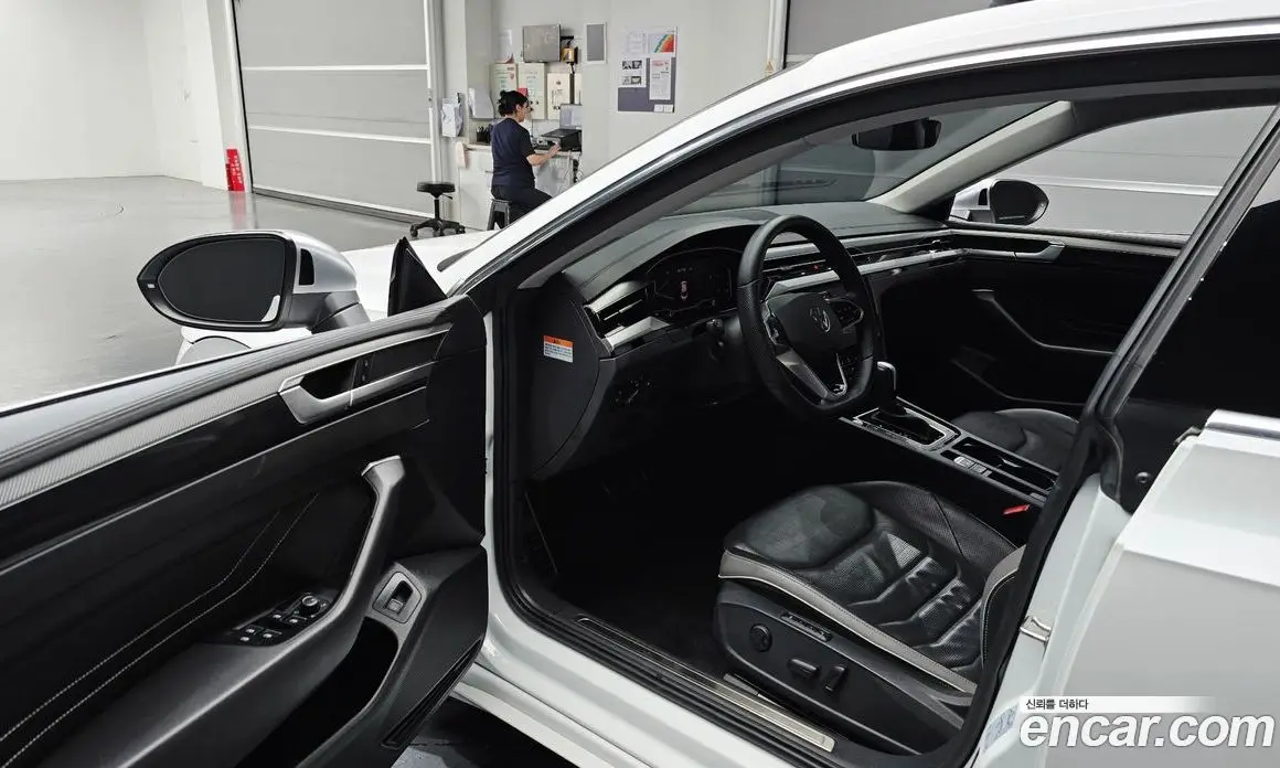 Volkswagen Arteon 2023 2.0 автомат (гидро), фото 13 Volkswagen Arteon 2023 2.0 автомат (гидро), фото 13