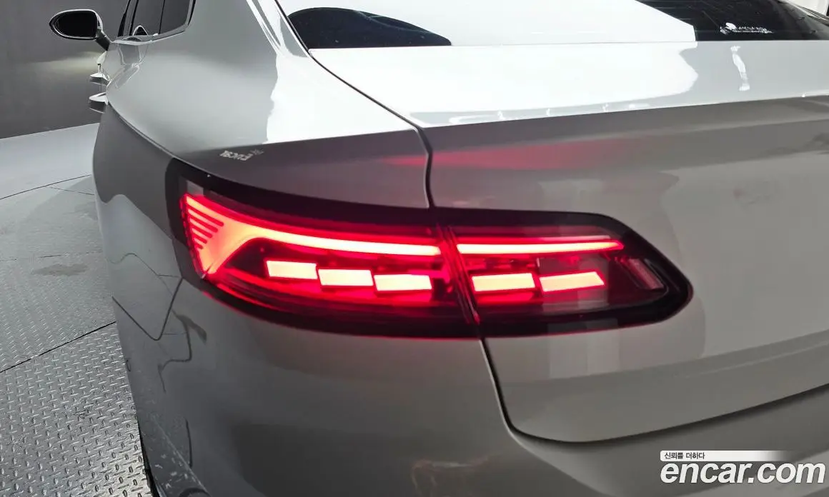 Volkswagen Arteon 2023 2.0 автомат (гидро), фото 9 Volkswagen Arteon 2023 2.0 автомат (гидро), фото 9