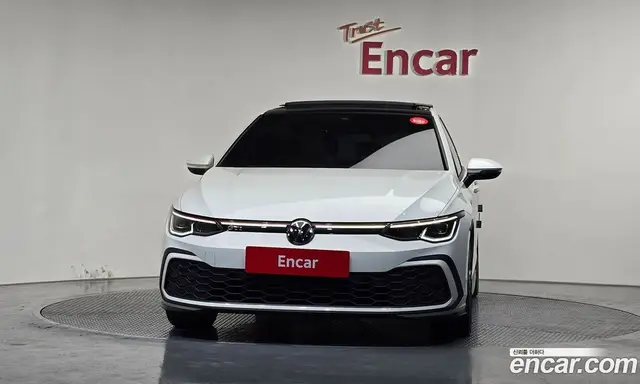 Volkswagen Golf 2024 2.0 автомат (гидро), миниатюра 3