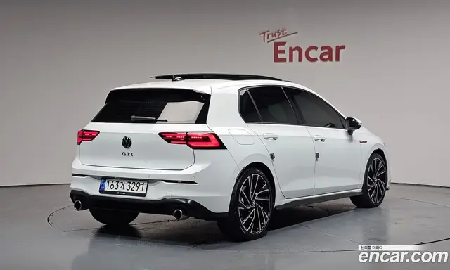 Volkswagen Golf, 2024, 8 763 км