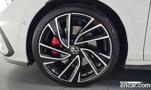 Volkswagen Golf 2024 2.0 автомат (гидро), миниатюра 4 Volkswagen Golf 2024 2.0 автомат (гидро), миниатюра 4