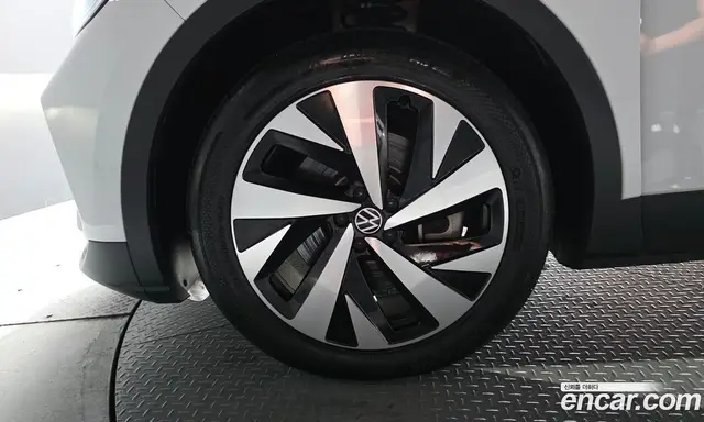 Volkswagen ID.4 2023 0.2 автомат (гидро), миниатюра 5 Volkswagen ID.4 2023 0.2 автомат (гидро), миниатюра 5