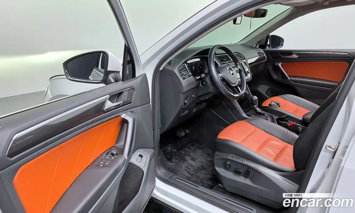 Volkswagen Tiguan 2017 2.0 автомат (гидро), фото 13