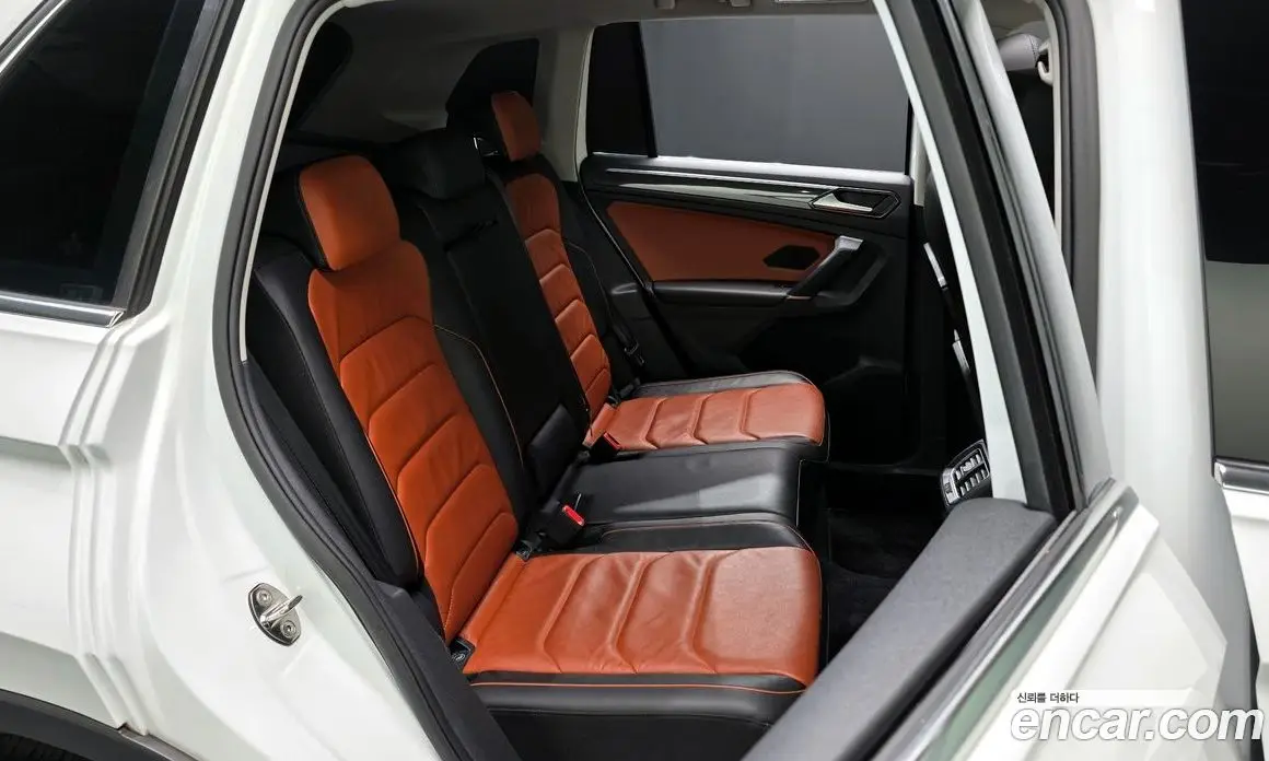 Volkswagen Tiguan 2017 2.0 автомат (гидро), фото 17