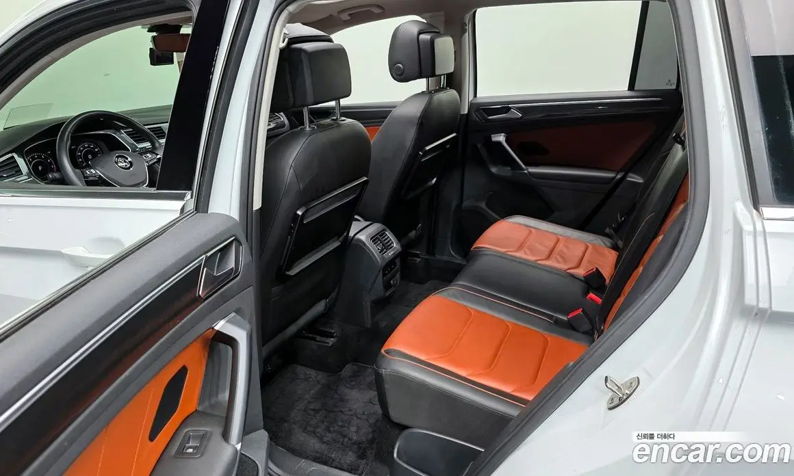 Volkswagen Tiguan 2017 2.0 автомат (гидро), фото 18