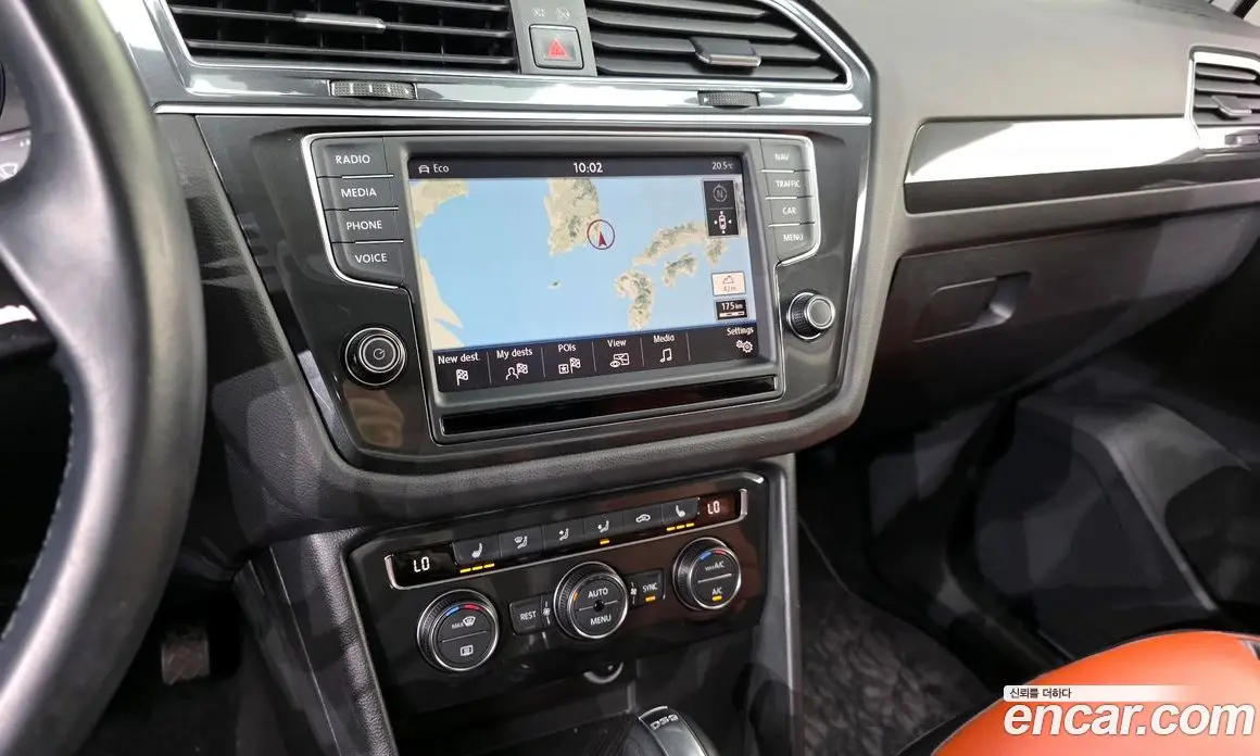 Volkswagen Tiguan 2017 2.0 автомат (гидро), фото 20