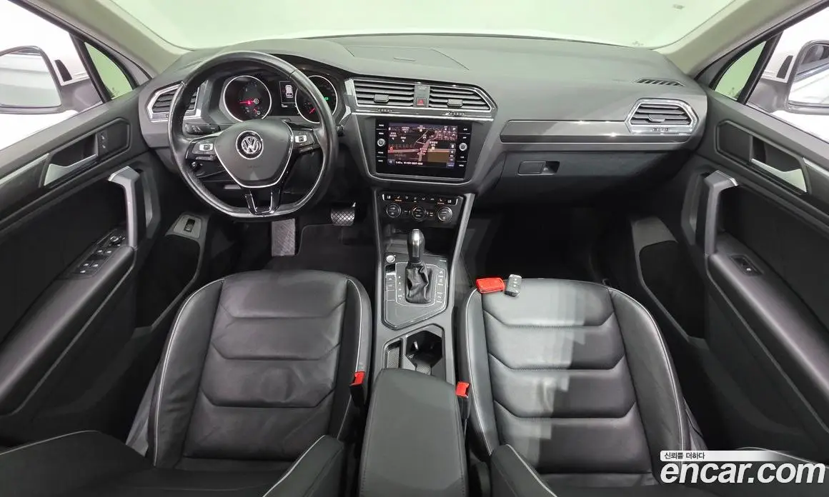 Volkswagen Tiguan 2020 2.0 автомат (гидро), фото 10