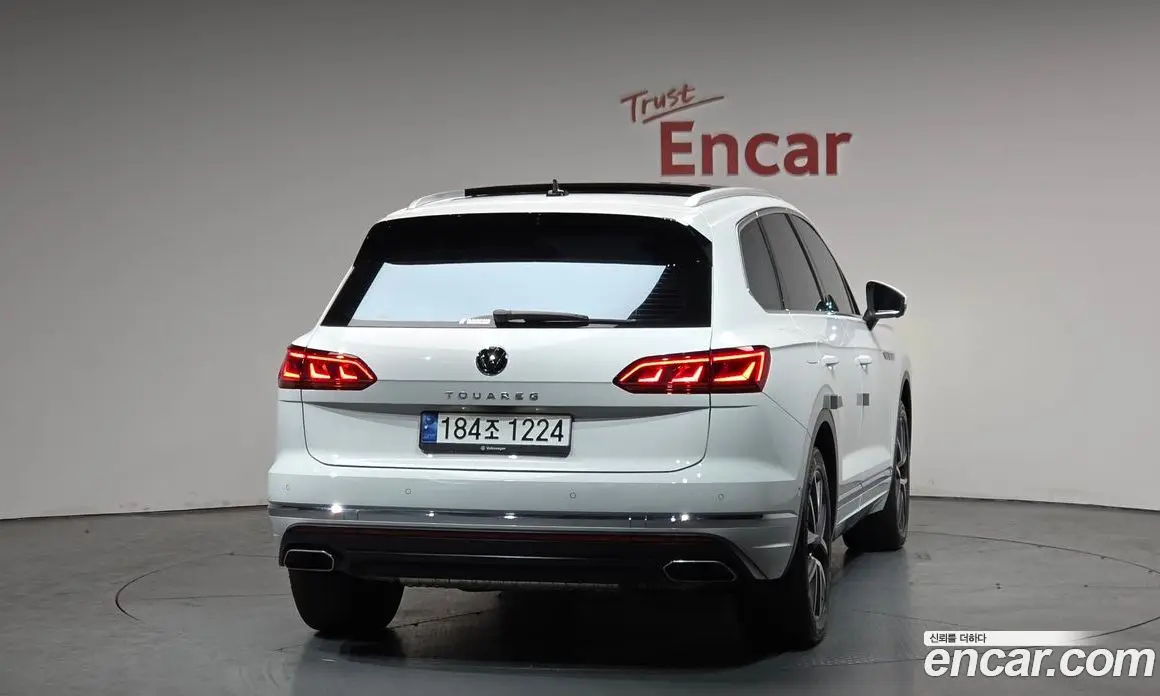 Volkswagen Touareg 2023 3.0 автомат (гидро), фото 3