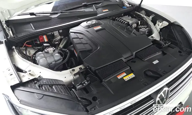 Volkswagen Touareg 2023 3.0 автомат (гидро), миниатюра 5