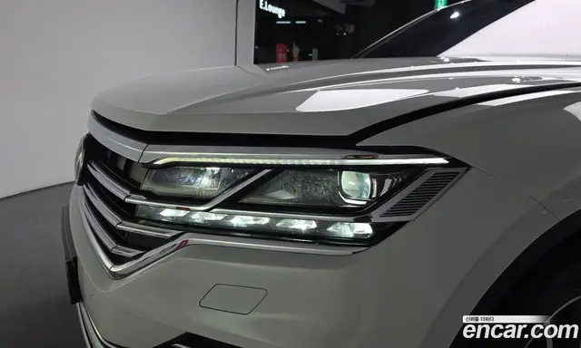 Volkswagen Touareg 2023 3.0 автомат (гидро), миниатюра 7