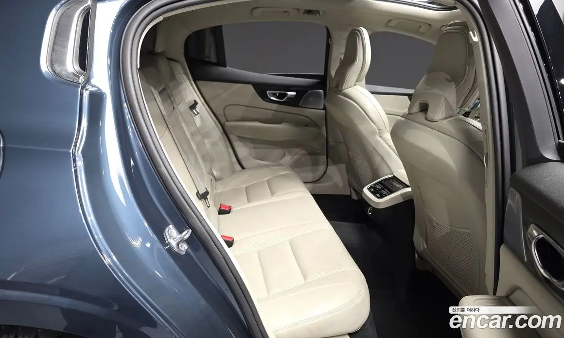 Volvo S60 2019 2.0 автомат (гидро), фото 12