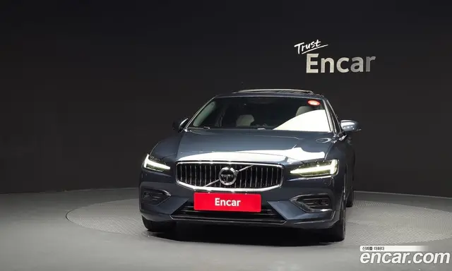 Volvo S60 2019 2.0 автомат (гидро), миниатюра 3