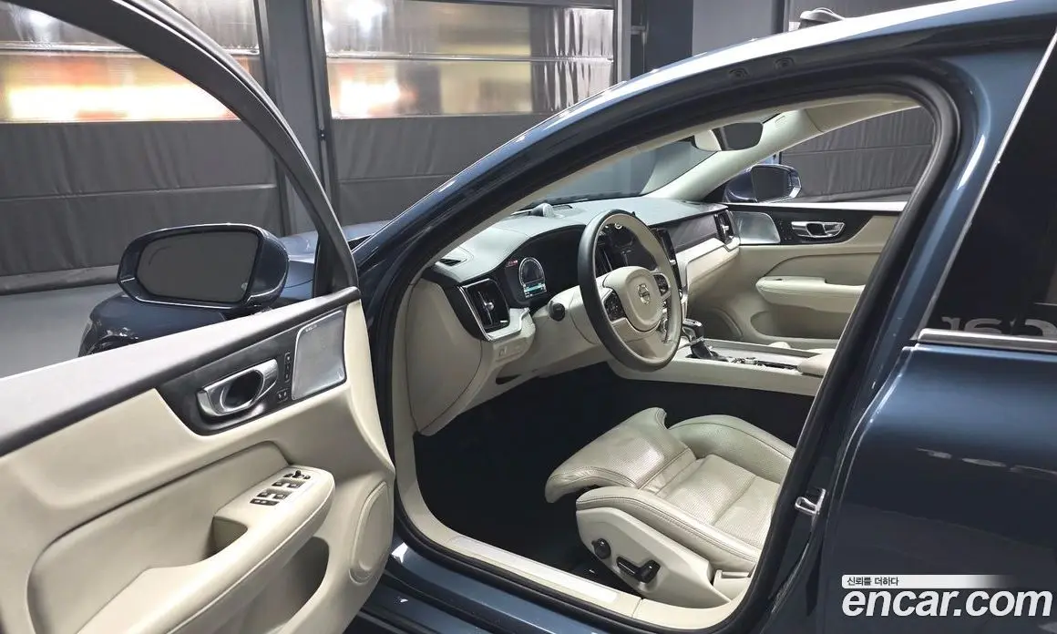 Volvo S60 2019 2.0 автомат (гидро), фото 10