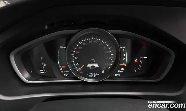 Volvo V40 2019 2.0 АКПП, миниатюра 11