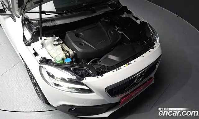 Volvo V40 2019 2.0 АКПП, миниатюра 6