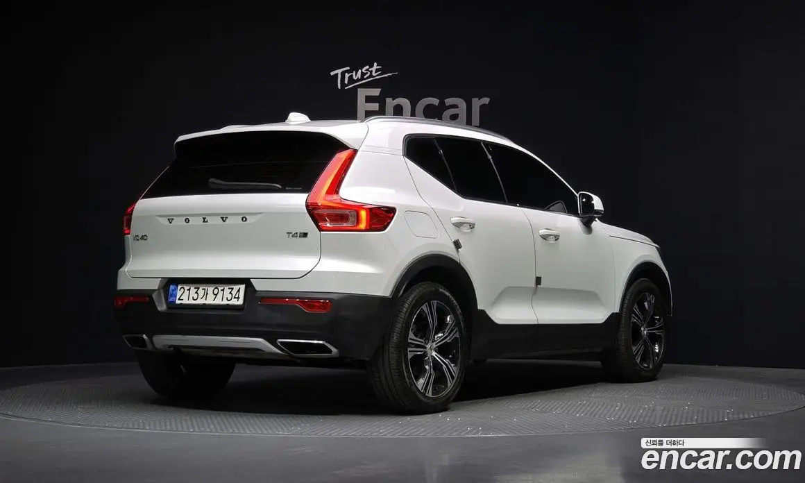 Volvo XC40 2020 2.0 автомат (гидро), фото 2 Volvo XC40 2020 2.0 автомат (гидро), фото 2