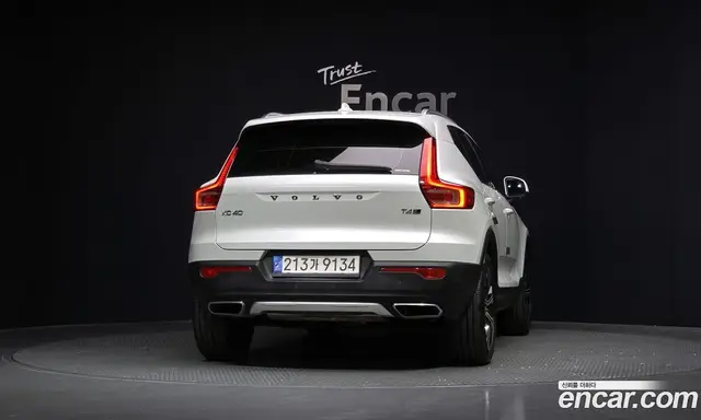 Volvo XC40 2020 2.0 автомат (гидро), миниатюра 4 Volvo XC40 2020 2.0 автомат (гидро), миниатюра 4