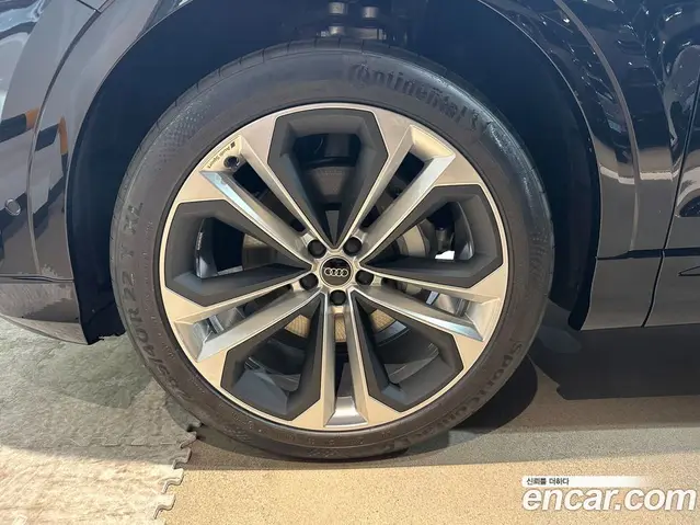 Audi Q8 2026 3.0 автомат (гидро), миниатюра 9 Audi Q8 2026 3.0 автомат (гидро), миниатюра 9