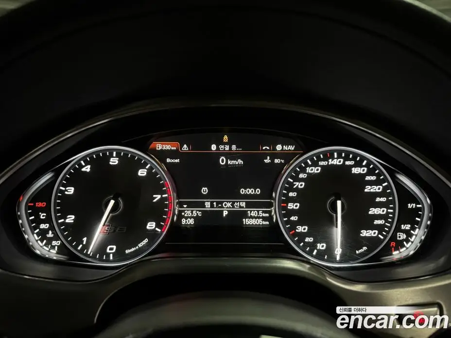Audi S8 2014 4.0 автомат (гидро), фото 5