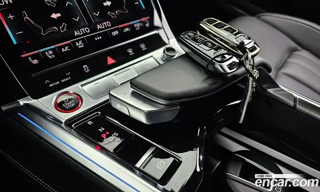 Audi SQ8 e-tron 2024 0.3 автомат (гидро), миниатюра 12