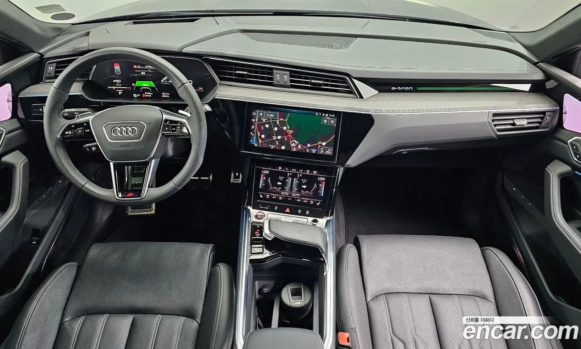 Audi SQ8 e-tron 2024 0.3 автомат (гидро), фото 10